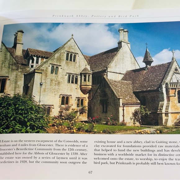 Cotswold Scene The Villages & Landscapes Chris Andrew’s Paperback Book - Picture 2 of 14